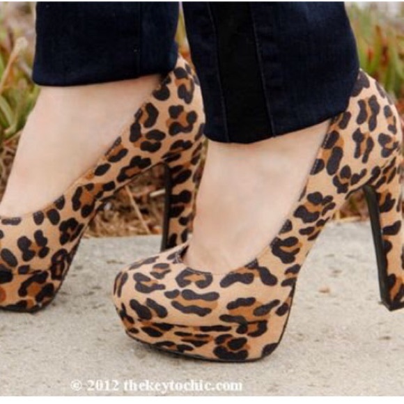 mossimo leopard heels